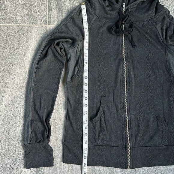 NWT REVOLVE Michael Lauren Full Zip Grey Snake Print Hoodie Pockets Thumbholes S - Picture 8 of 16
